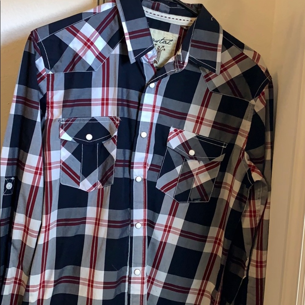 Men’s small button up dress shirt